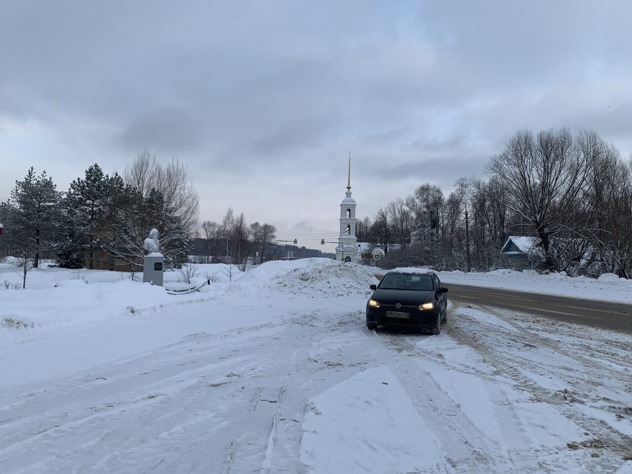 Дубна талдом. Село Скривери костел.